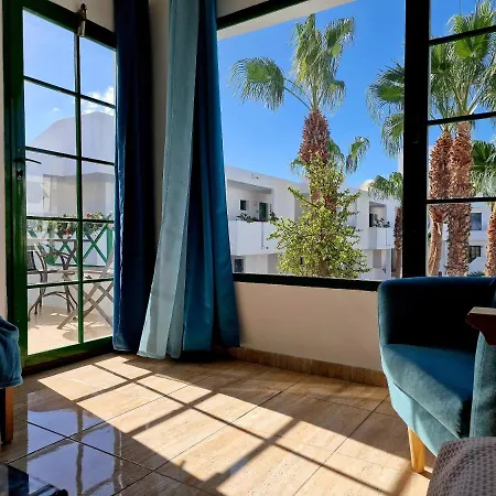 Lovely Mira With Pool Apartament Puerto del Carmen (Lanzarote)